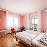 Apartman Gulic *