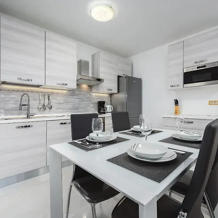 Gulic Apartman *
